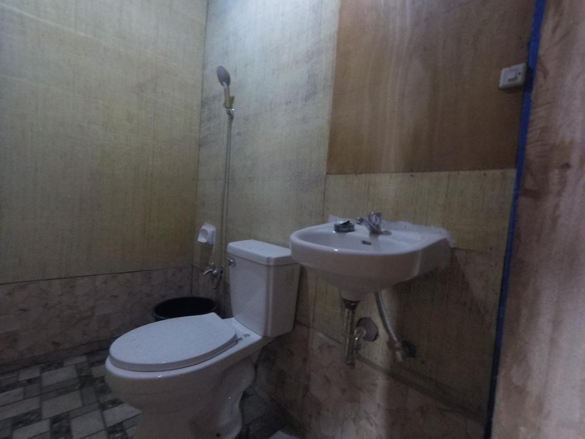 Baras  Majestic Puraran Beach Resort מראה חיצוני תמונה